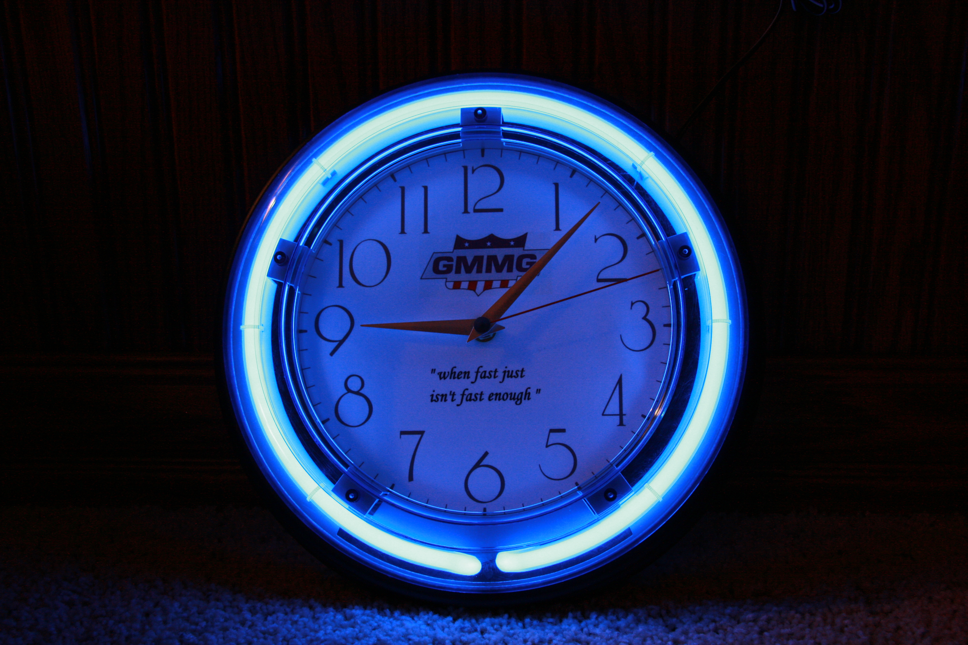GMMG Neon Clock 002.jpg