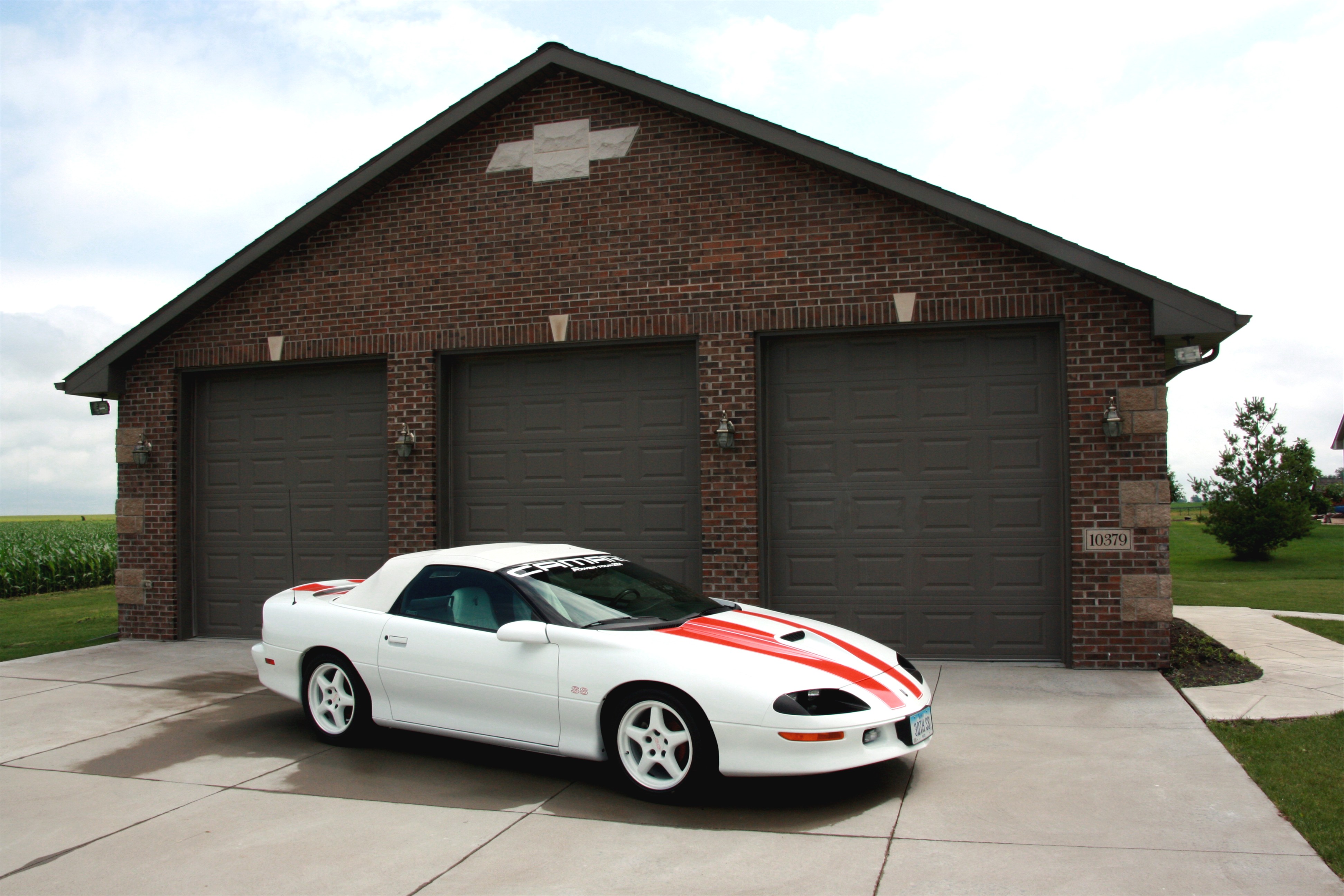 1997 30th Anniversary Camaro SS Summer Bath 003.jpg