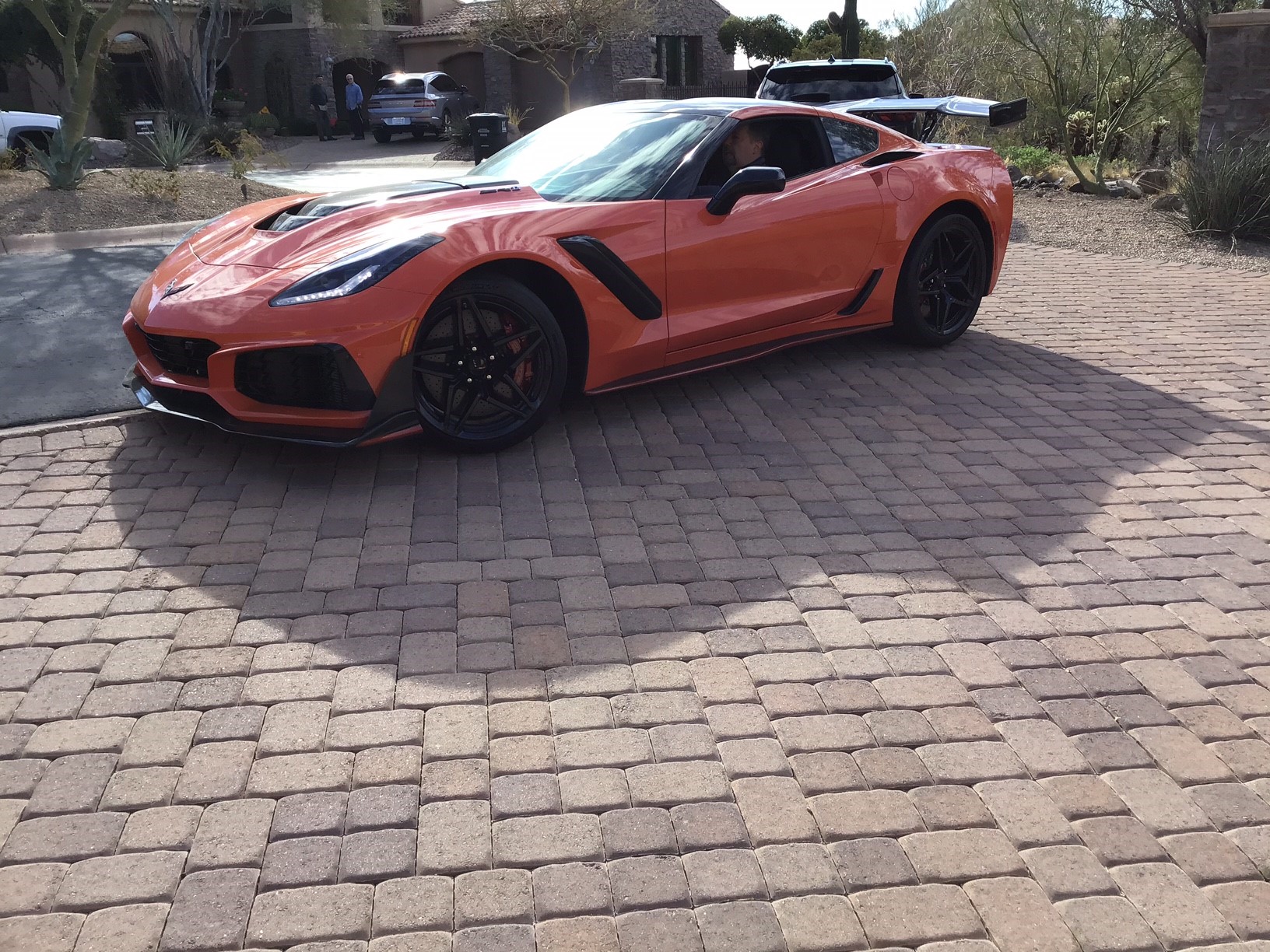 ZR1a.jpg