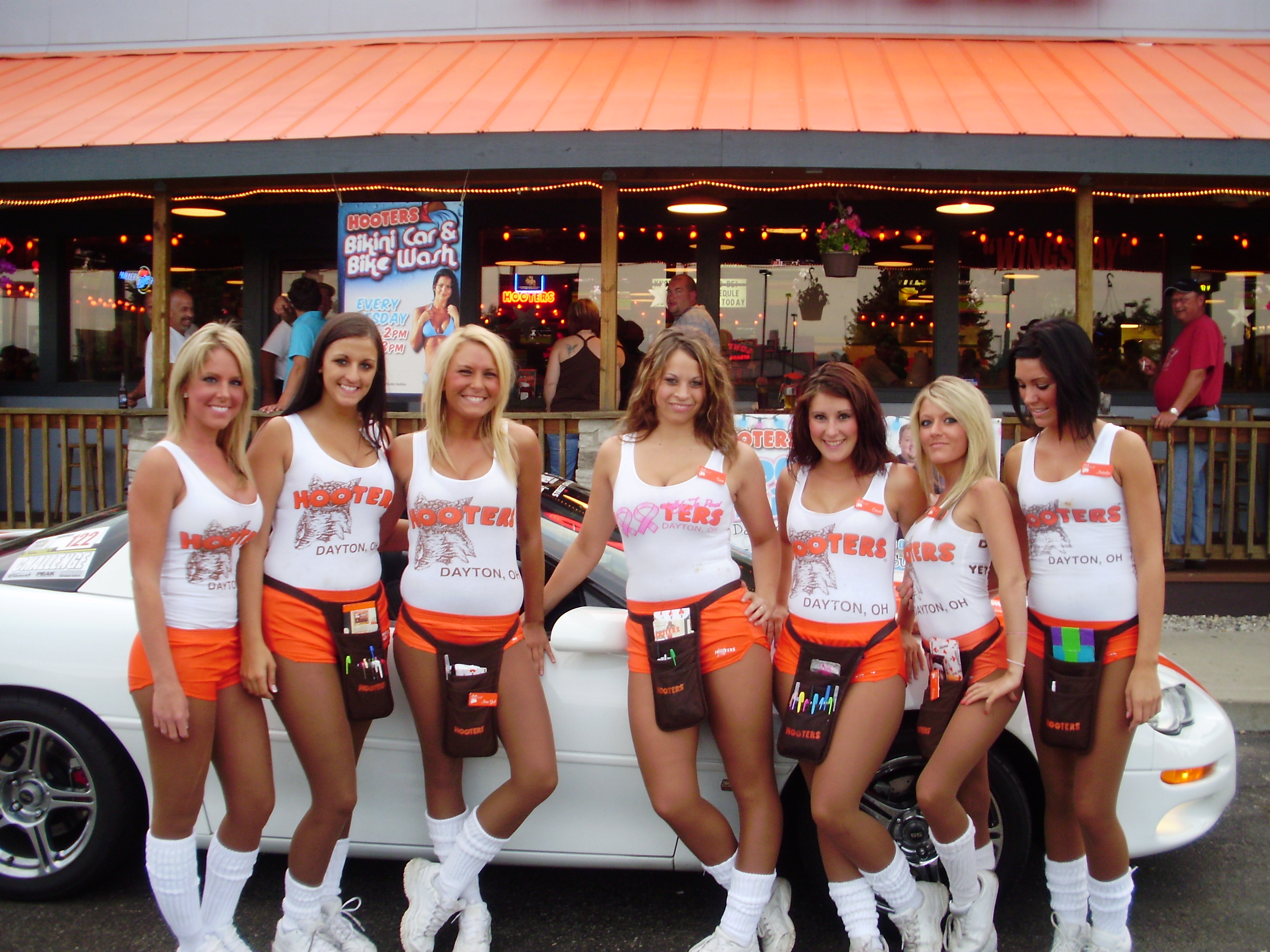 45 HootersDayton (2).jpg