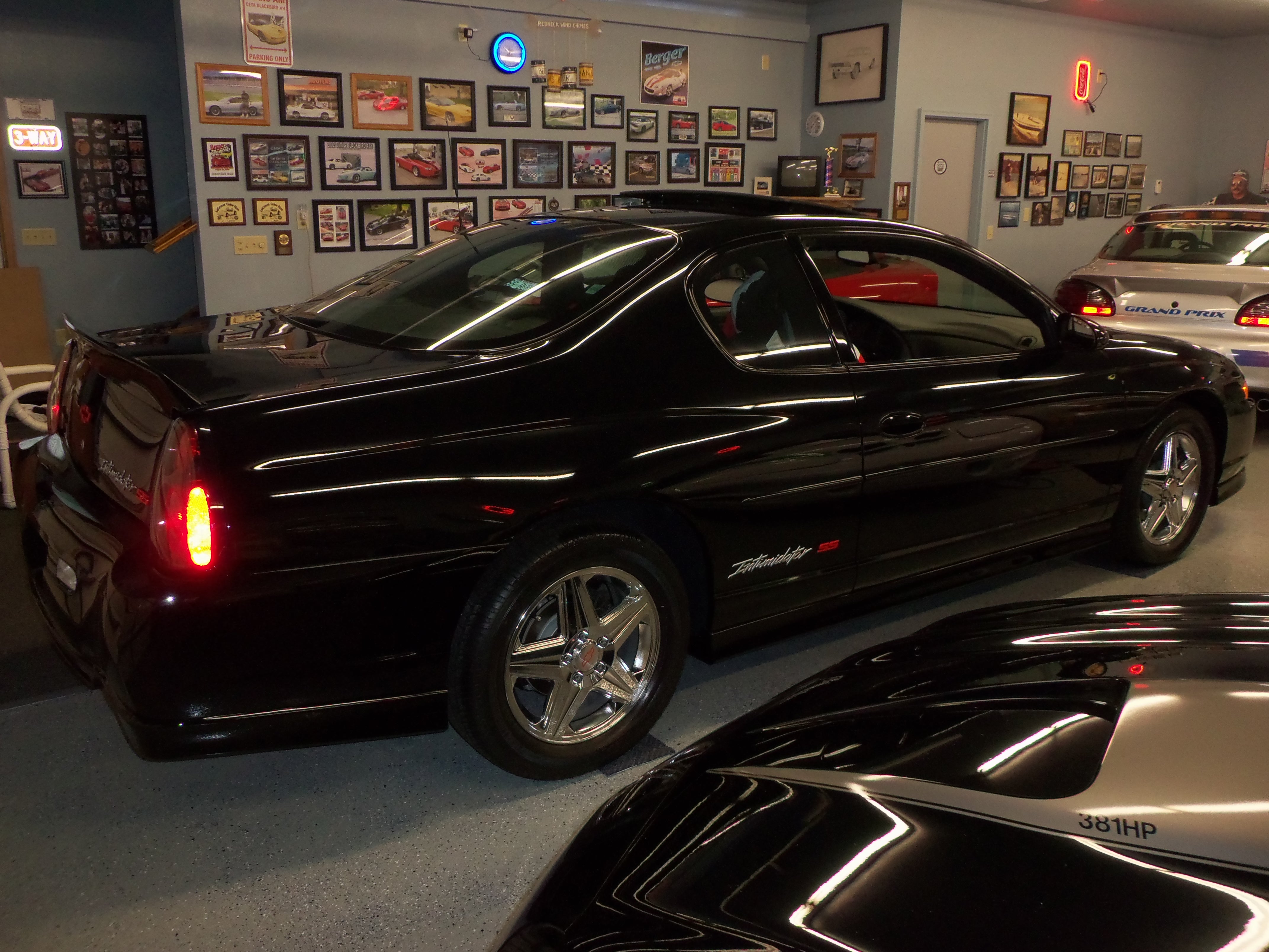 04SSShowroom (9).JPG