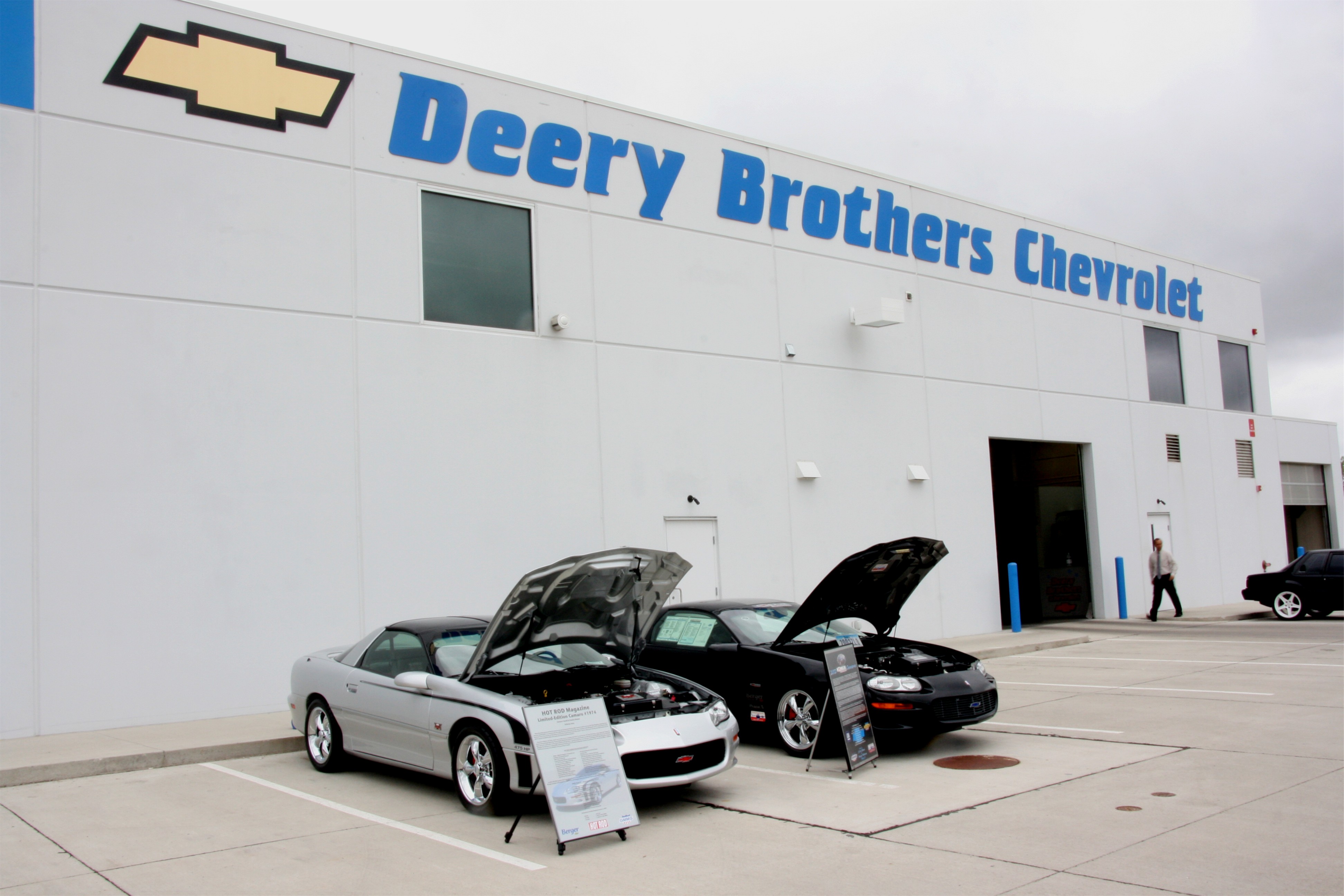 Deery Brother's Show & Shine Car Show 5-14-11 002.JPG